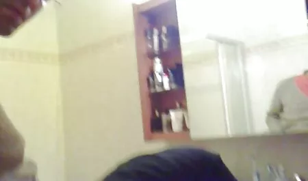 Bebé play-by-play para el cumpleaños xxx casero gordas de su amigo