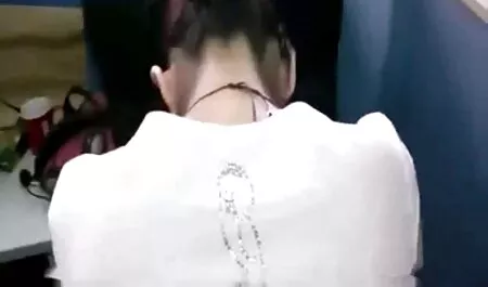 Las chicas videos de gordas maduras saben cómo chupar mujer en la cámara en la polla