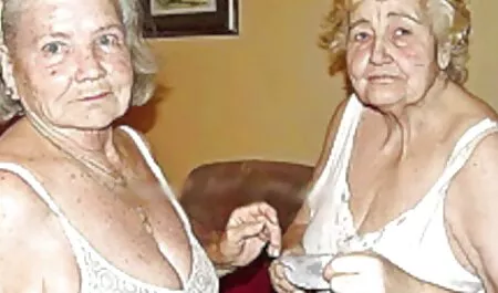 Brea gorditas cojiendo rico