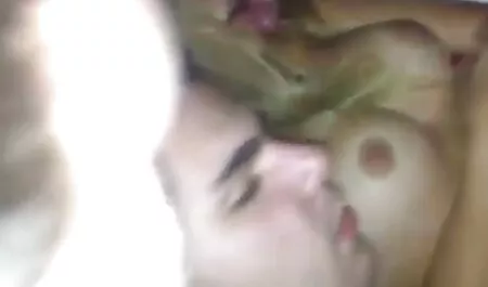 Músculo chica enseñó a llamar a su negras gordas cojiendo coño afeitado