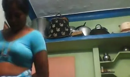 Desnudando insolencia en la xxxde gorditas plaza