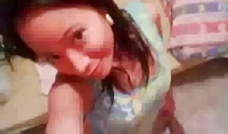 Samantha masturbándose empapado agujero y gorda gritona patada
